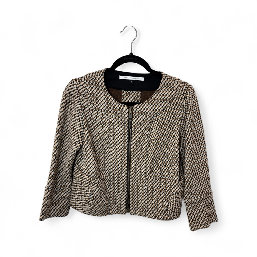 Diane Von Furstenberg collarless‎ jacket size 6